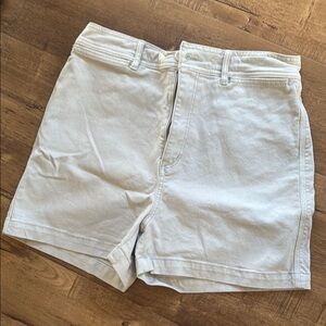 Women’s Khakis Casual Shorts

Perfect for Safari
